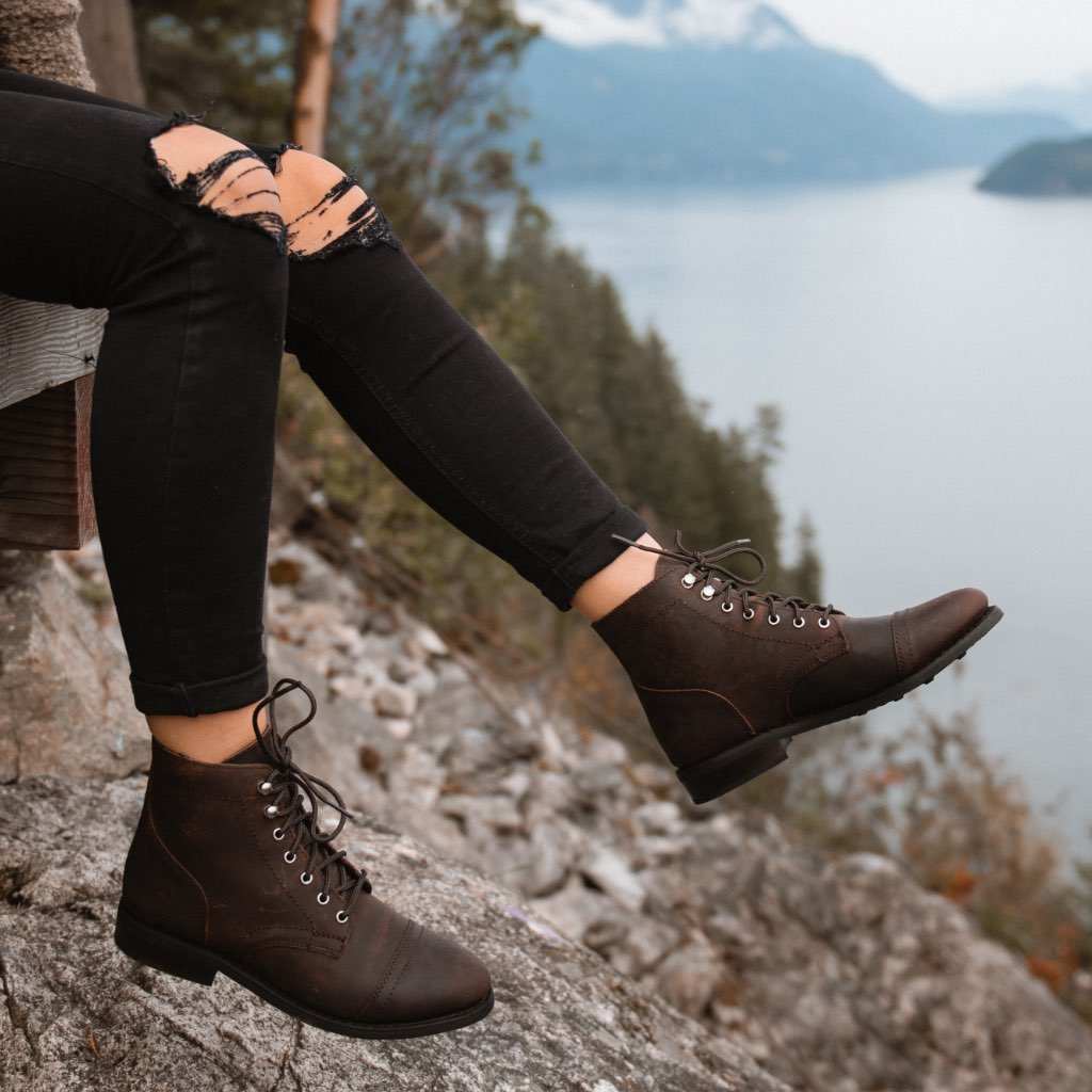 Thursday Captain Leather Classic Women's Lace Up Boots Brown | AU180GSO