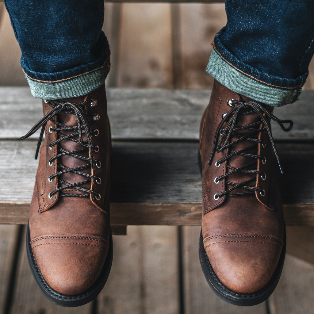 Thursday Captain Leather Men's Chukka Boots Brown | AU72LIS