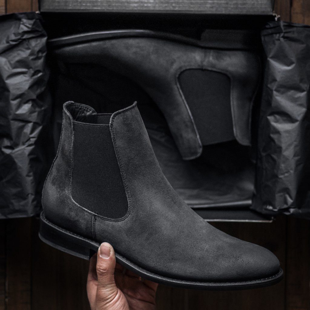 Thursday Cavalier Suede Men's Chelsea Boots Grey | AU96XYU