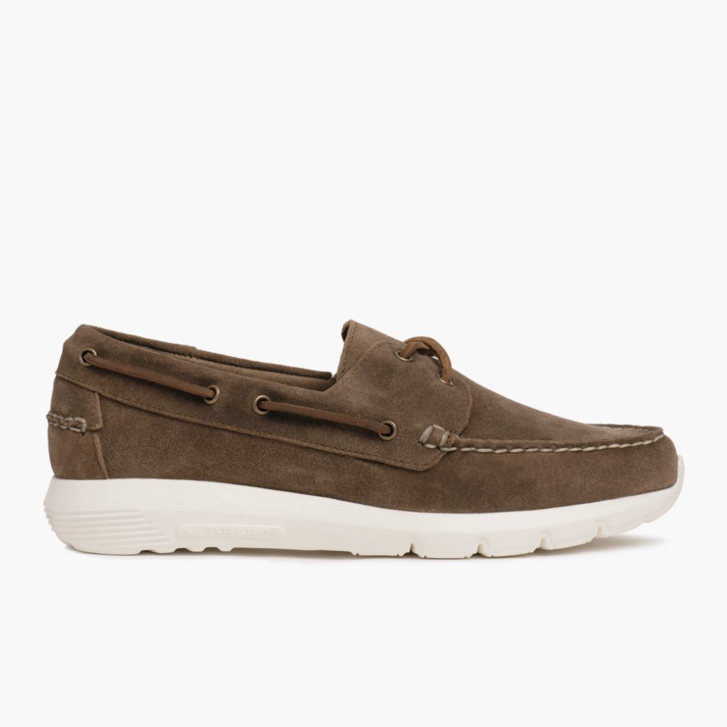 Thursday Handsewn Runner Suede Men's Boat Shoes Brown | AU363FDN