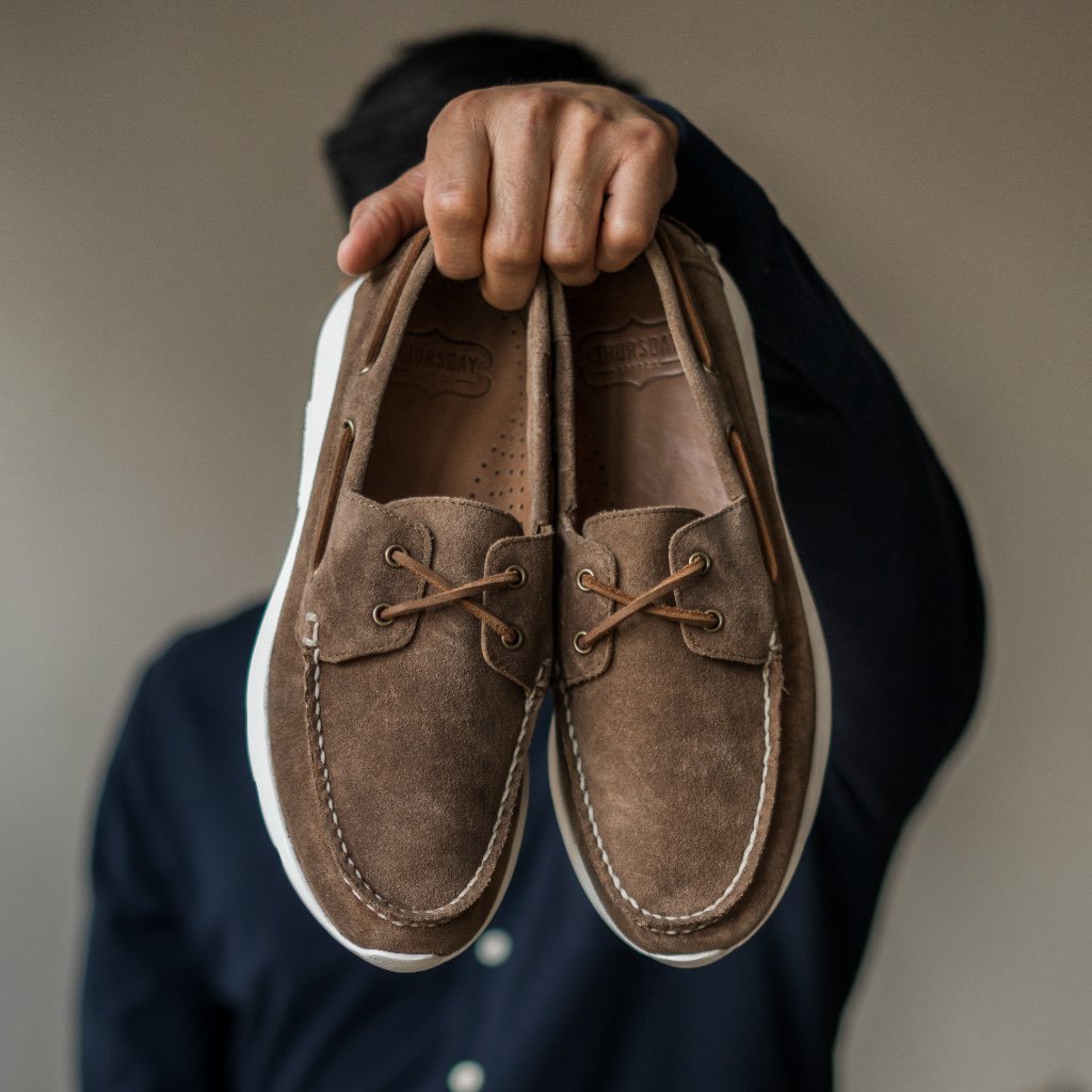 Thursday Handsewn Runner Suede Men's Boat Shoes Brown | AU363FDN