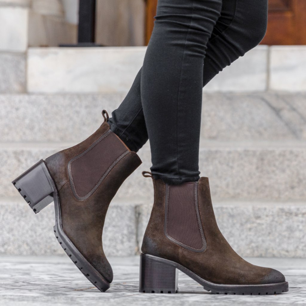 Thursday Knockout Suede Women's Chelsea Boots Olive | AU210AHK