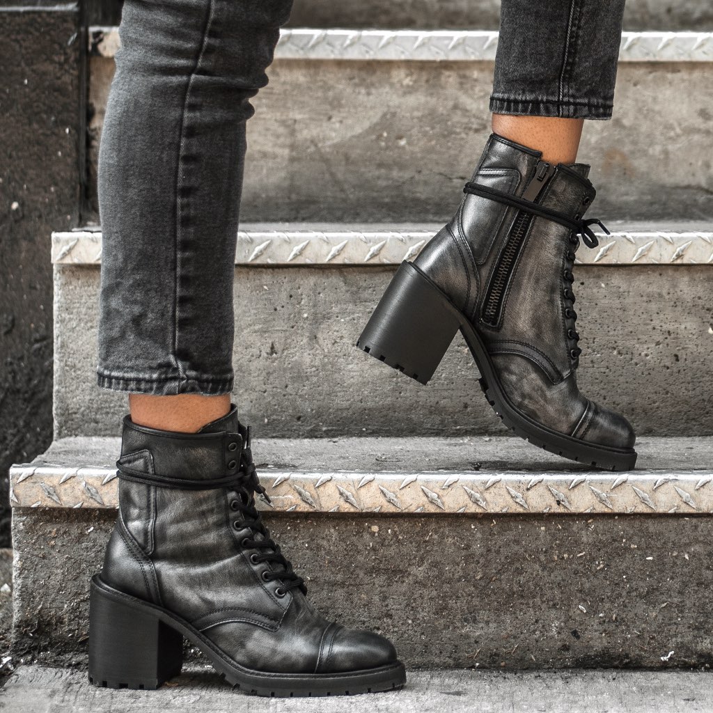 Thursday Rebel Leather Women's Lace Up Boots Grey | AU171BEX