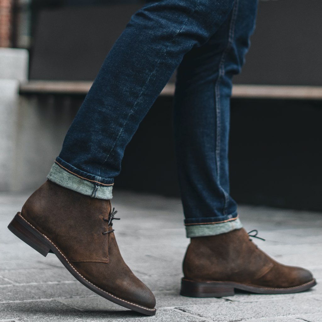 Thursday Scout Suede Men's Chukka Boots Coffee | AU61RVD