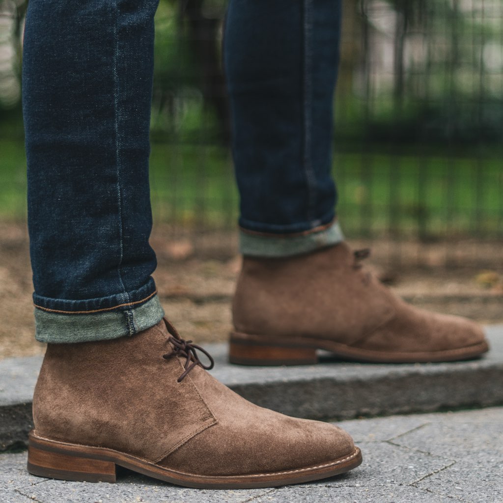 Thursday Scout Suede Rugged & Resilient Men's Chukka Boots Brown | AU59YXF